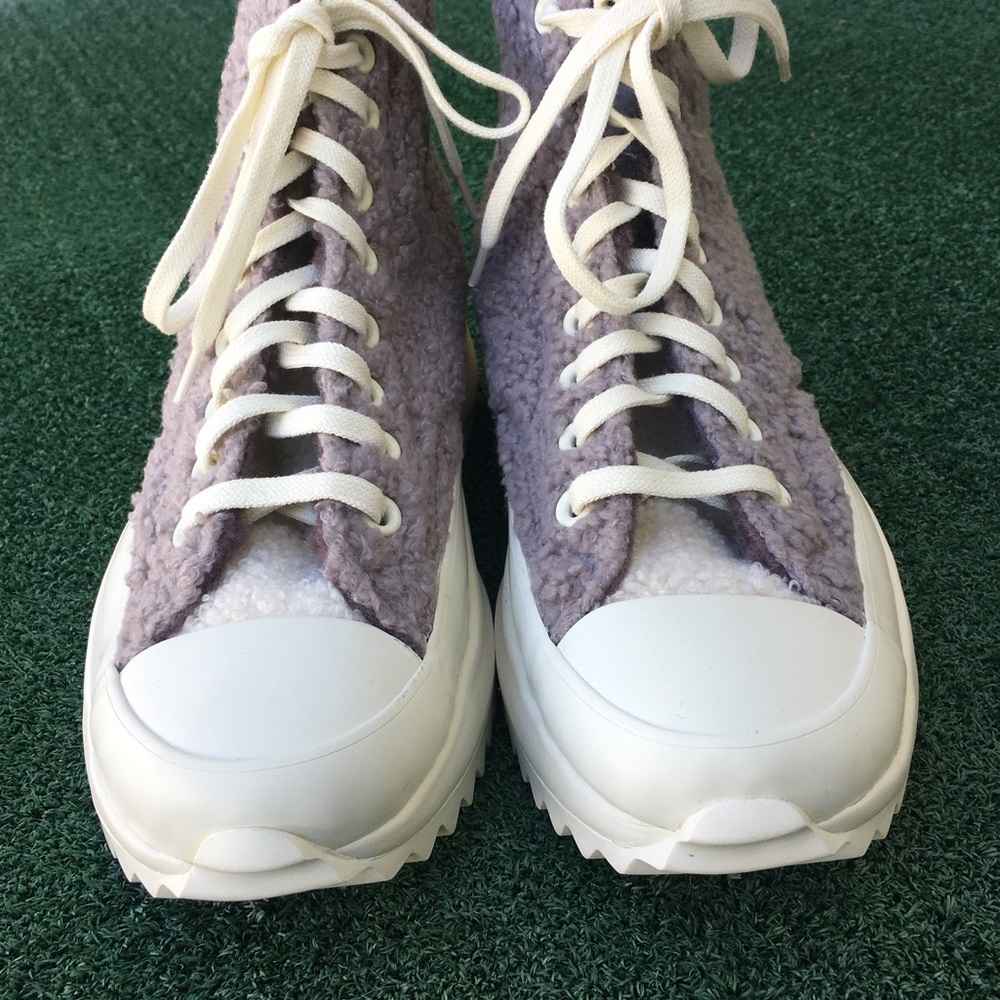 NWT Converse CTAS Faux Shearling Run Star Hike Platform High Top Sneaker Purple - Picture 5 of 13